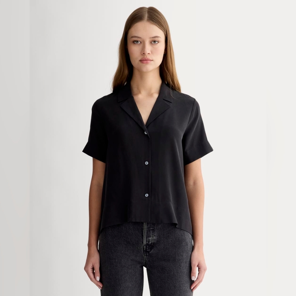 Everlane The Notch Shirt In Size 0 Black